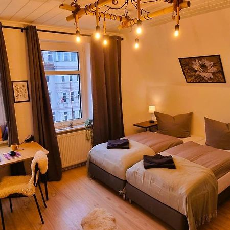 Nigella Apartment Direkt Am Hauptbahnhof Celle Fur 6 Personen Mit Kostenfreiem Parkplatz Voll Ausgestatteter Kuche Elite Standard Exterior photo