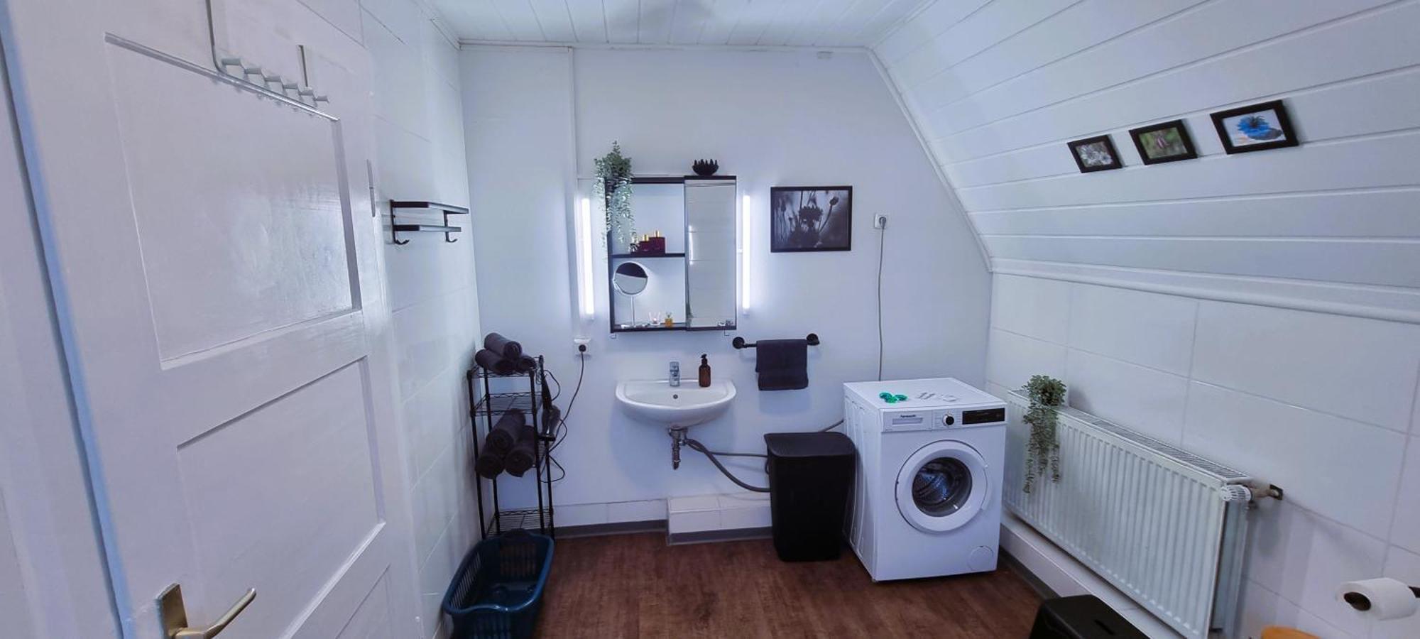 Nigella Apartment Direkt Am Hauptbahnhof Celle Fur 6 Personen Mit Kostenfreiem Parkplatz Voll Ausgestatteter Kuche Elite Standard Exterior photo
